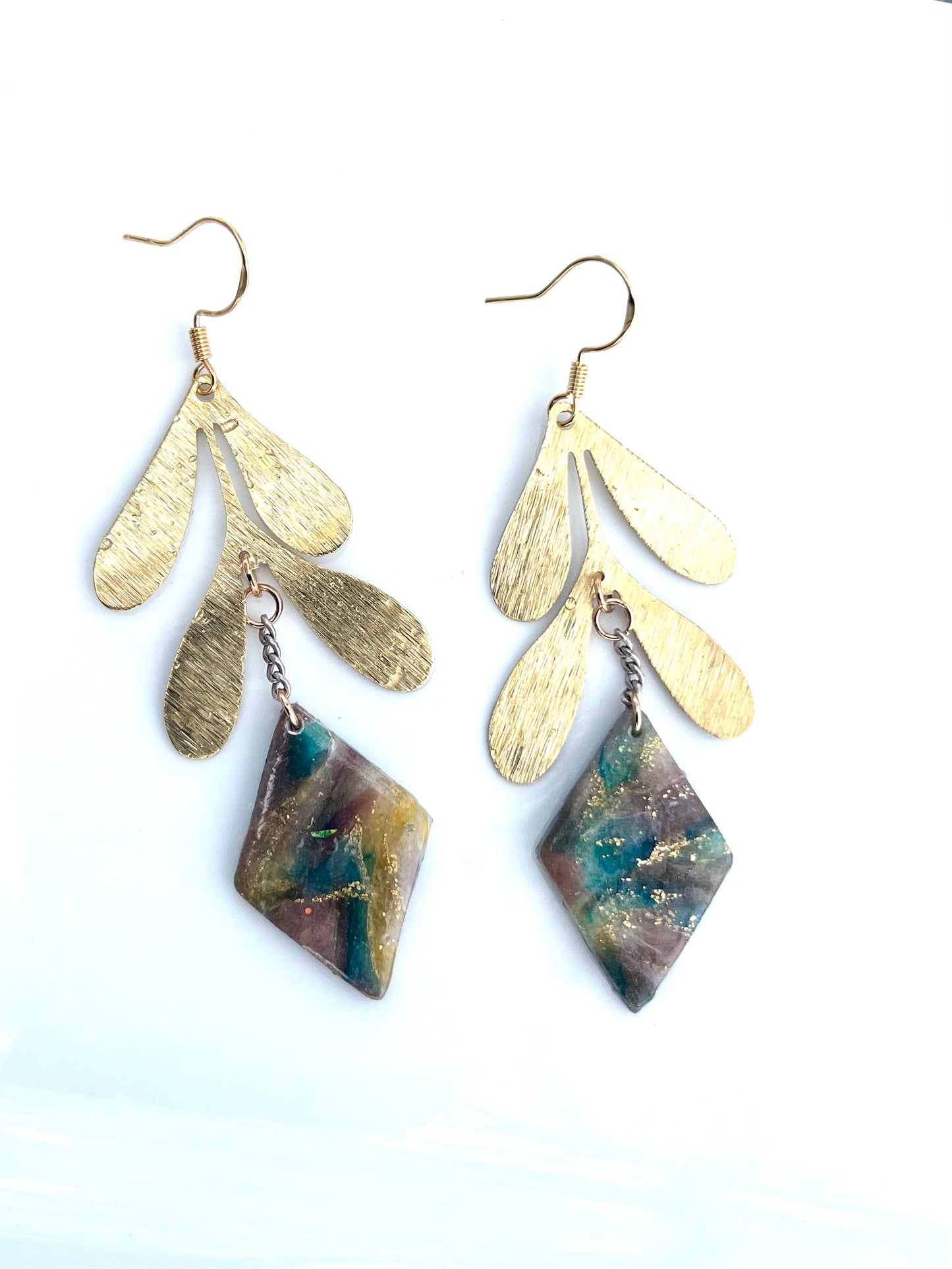 Faux Stone Diamond Leaf Chain Dangle Earrings