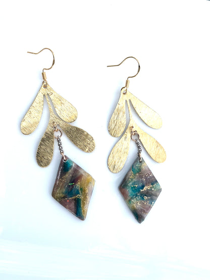 Faux Stone Diamond Leaf Chain Dangle Earrings