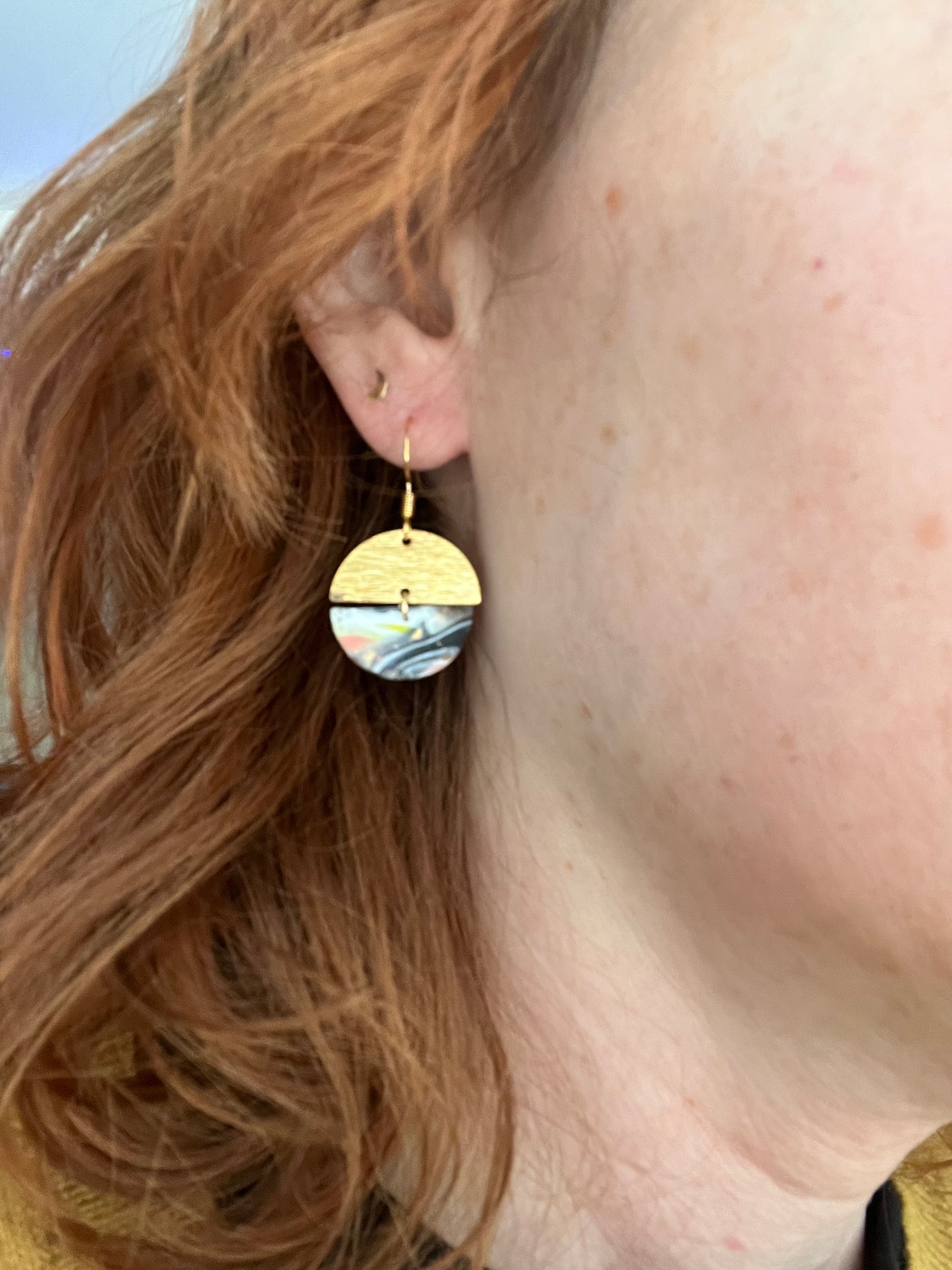 Mini semi circle brass dangle earrings, handmade polymer clay — Hammer & Thread