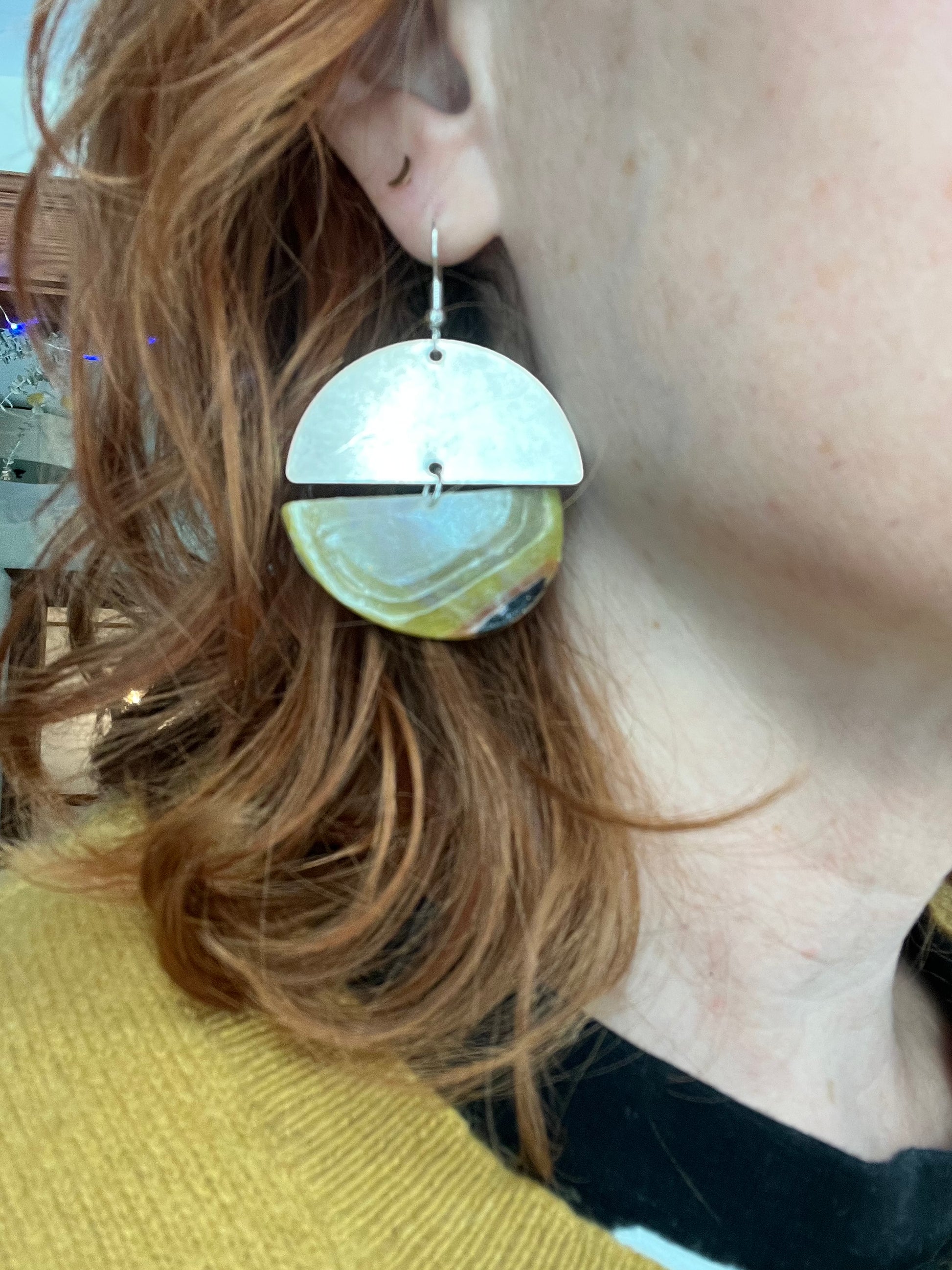 Earthy agate sterling silver semi circle dangle earrings, handmade polymer clay — Hammer & Thread