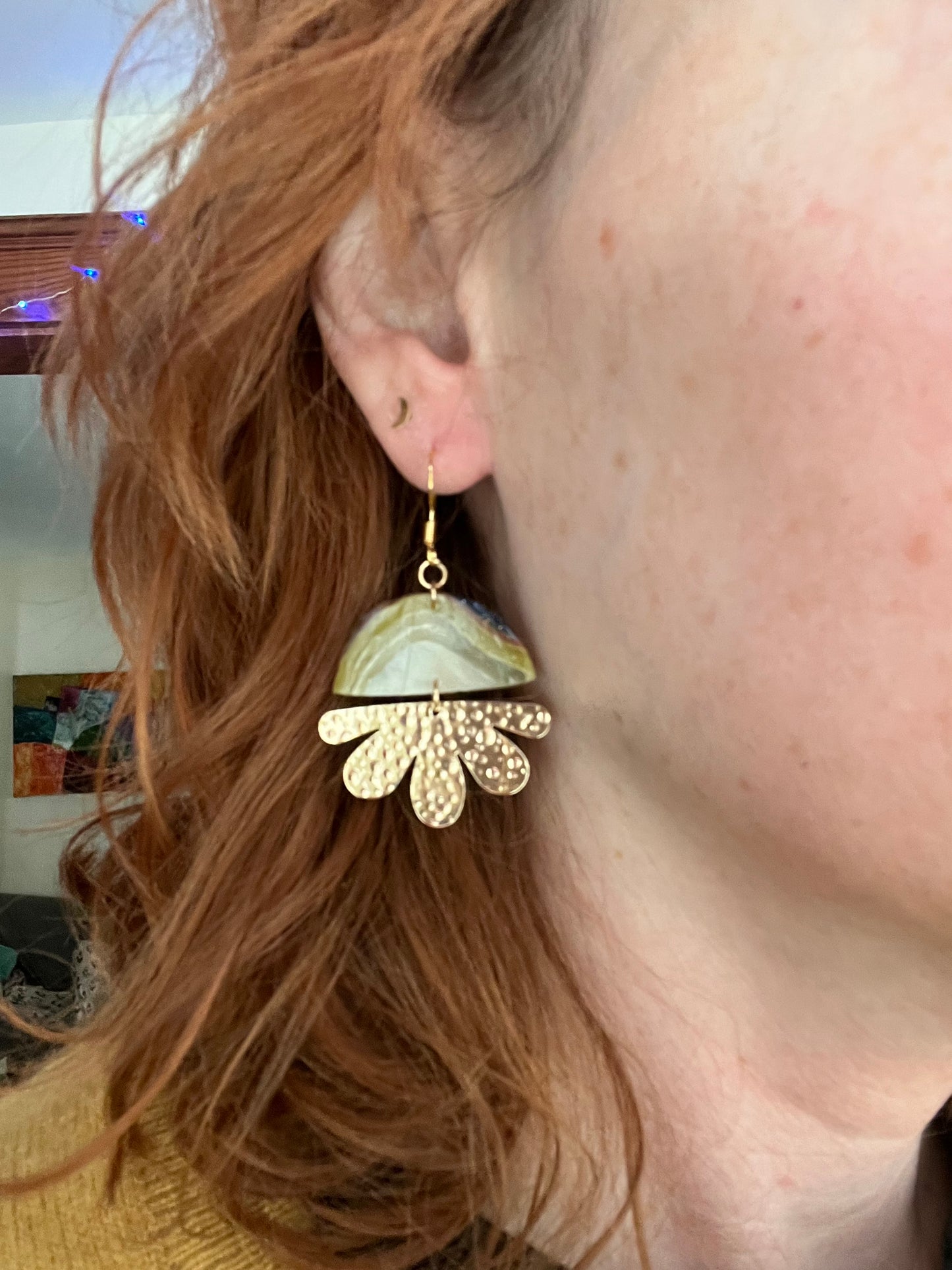 Earthy agate semi circle flower dangle earrings, handmade polymer clay — Hammer & Thread