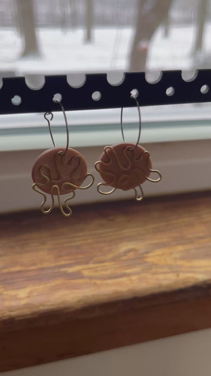 Earthy agate circle dangle earrings, handmade polymer clay — Hammer & Thread